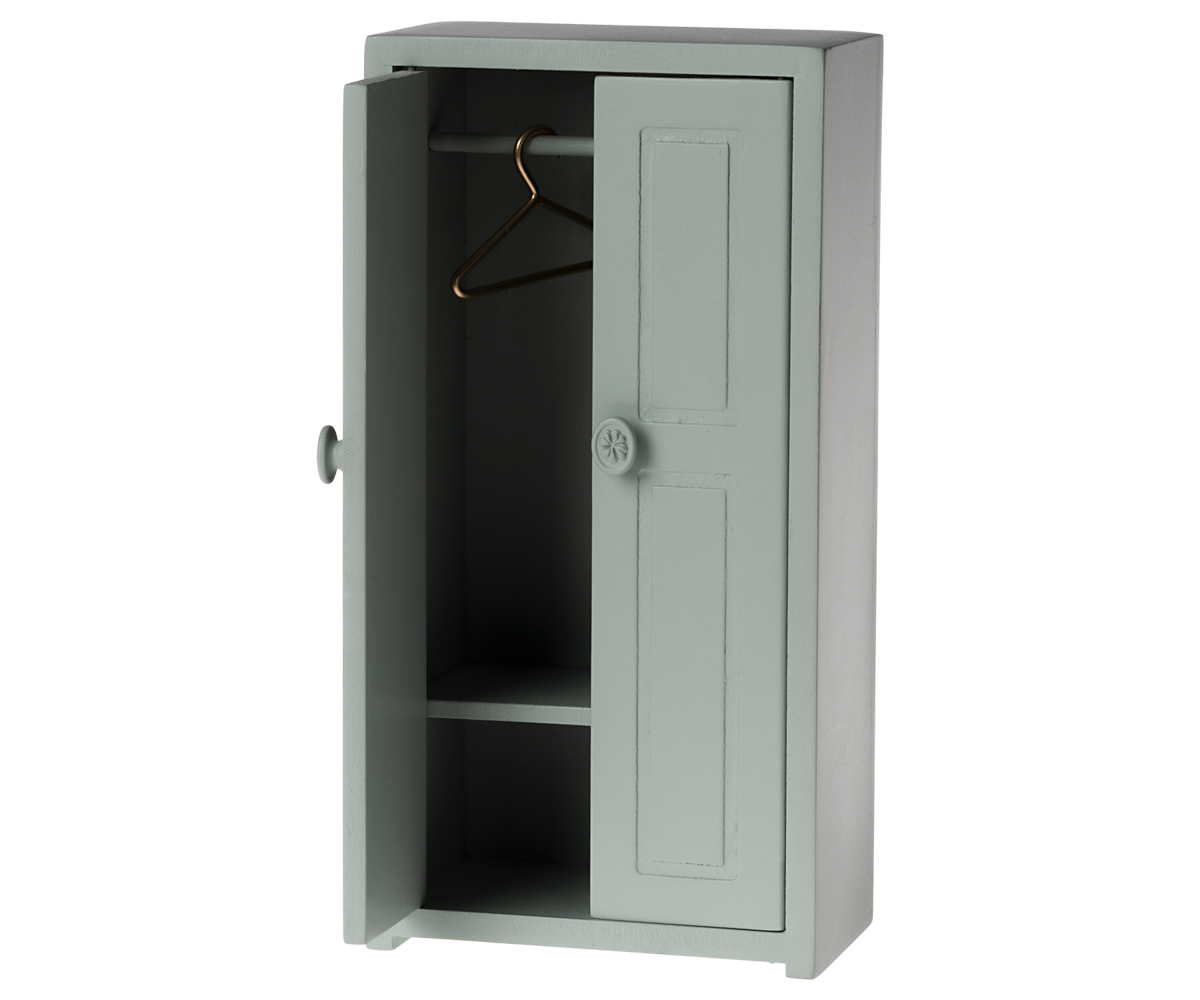 Closet, Mouse - Soft Blue