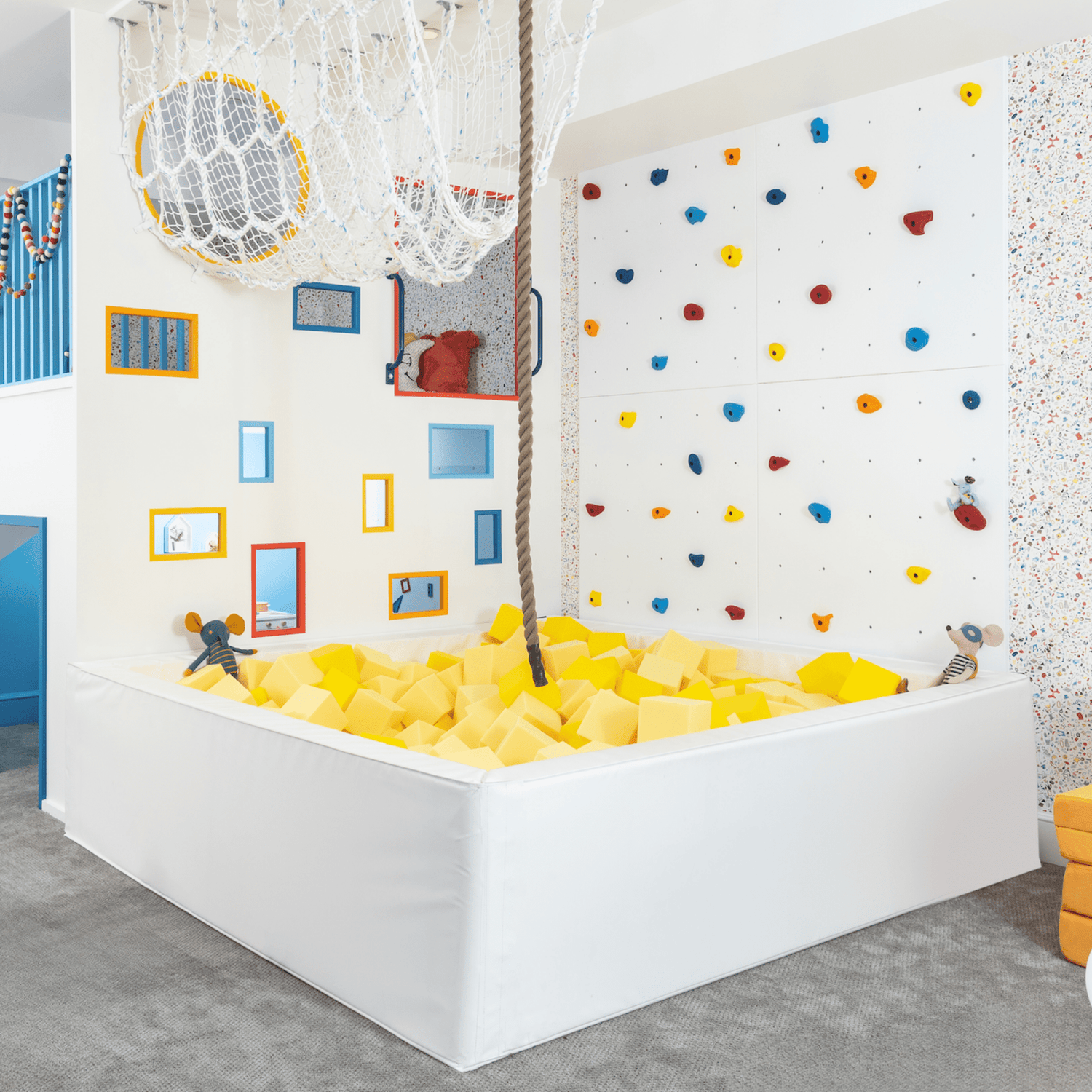 Foam Pit