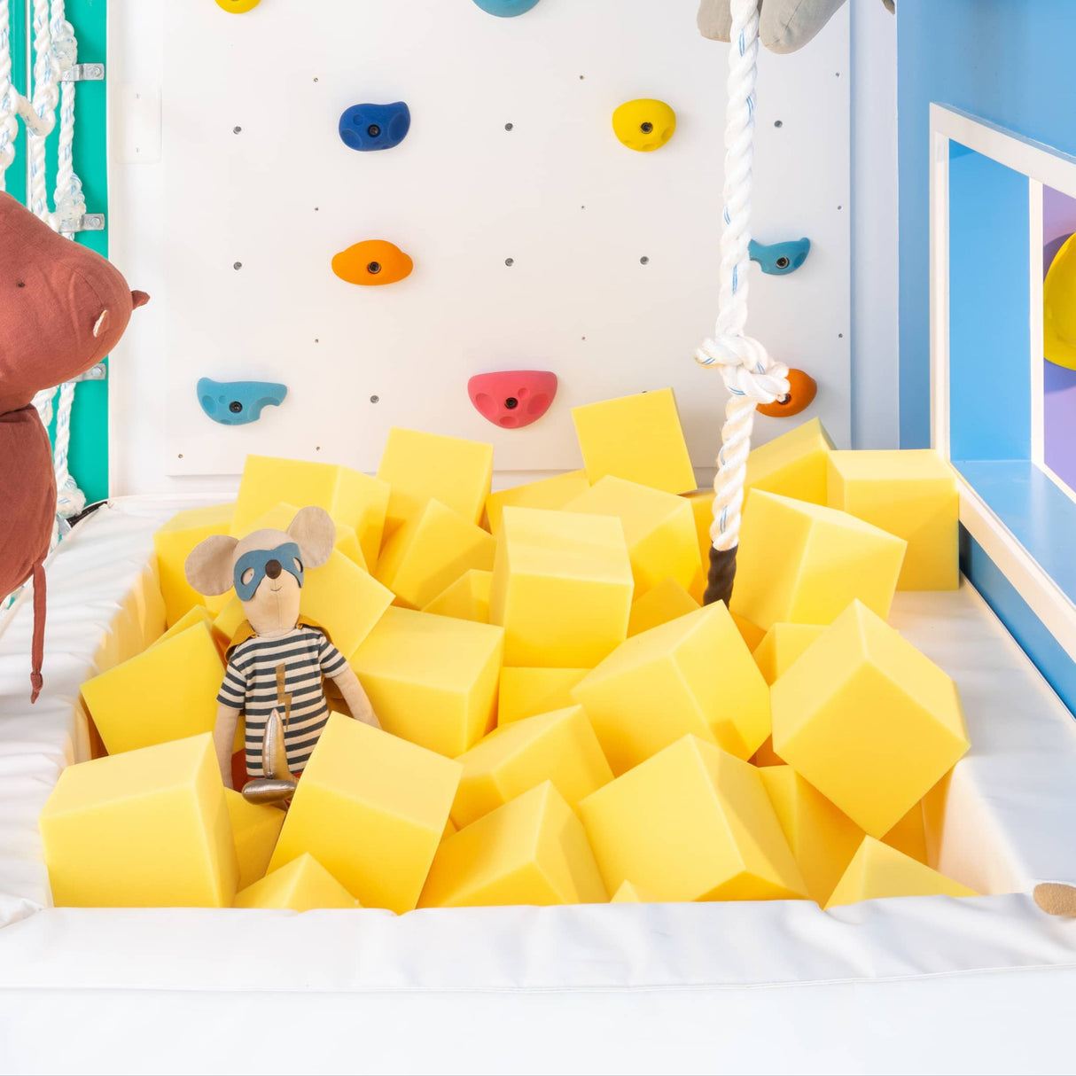 Foam Cubes (Pack of 64)