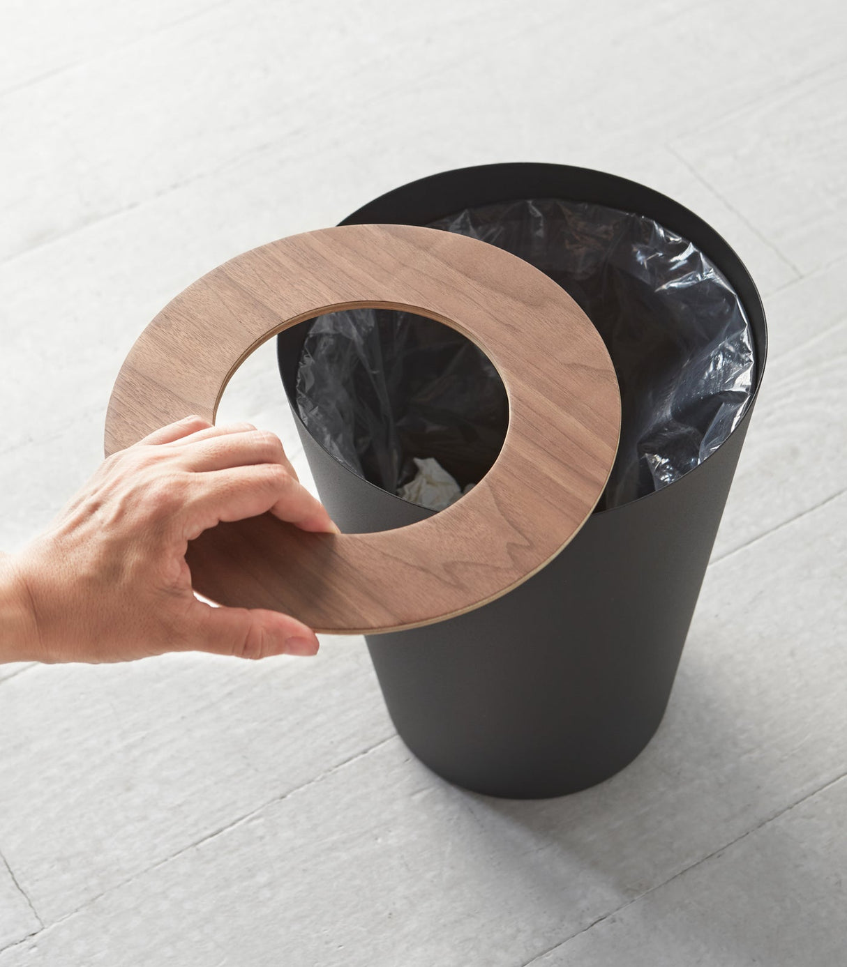 Round Trash Can