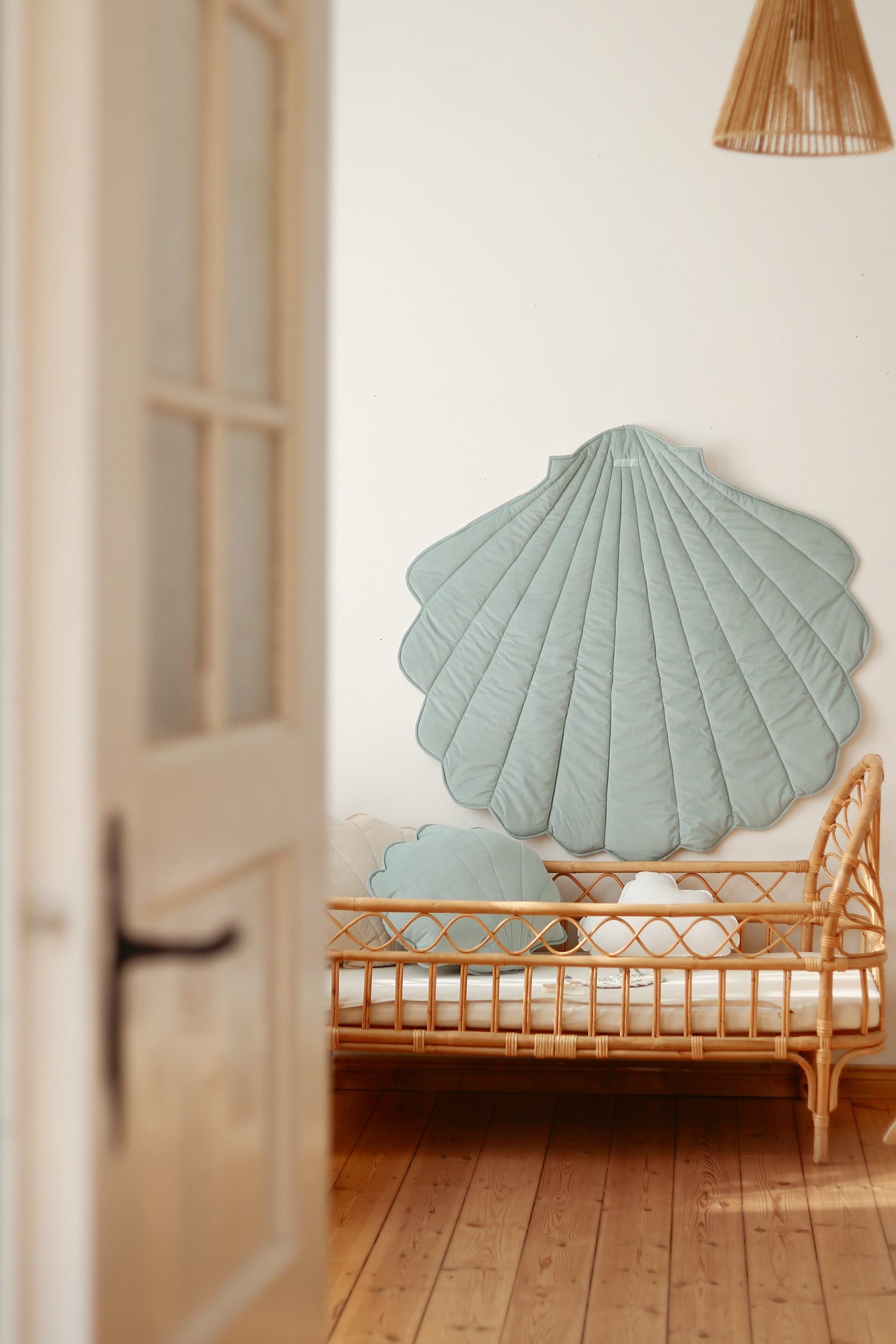 Velvet “Powder Mint” Shell Mat