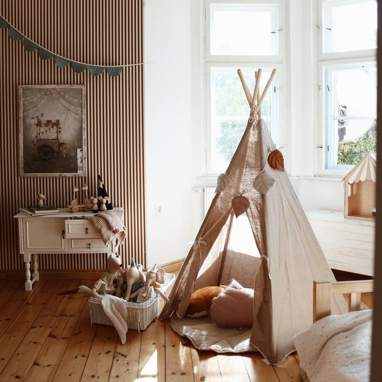 “Natural Linen” Teepee Tent